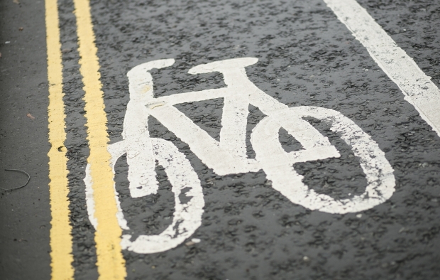 Audio alert warns of cyclists