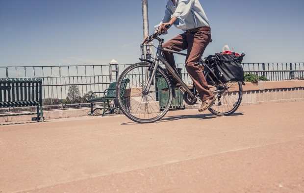 Behavioural science makes cycling safer